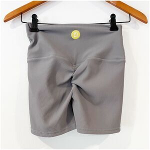 Dolphfit Grey Ribbed Shorts Medium Bike Short Scrunch Active Athletic Workout